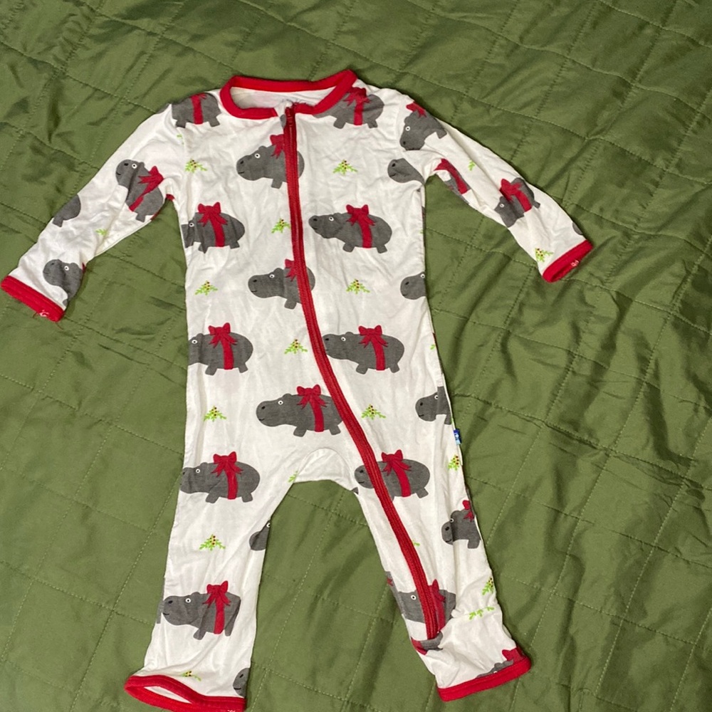 Kickee Pants footless romper in holiday hippo print with an adorable bum flap.
